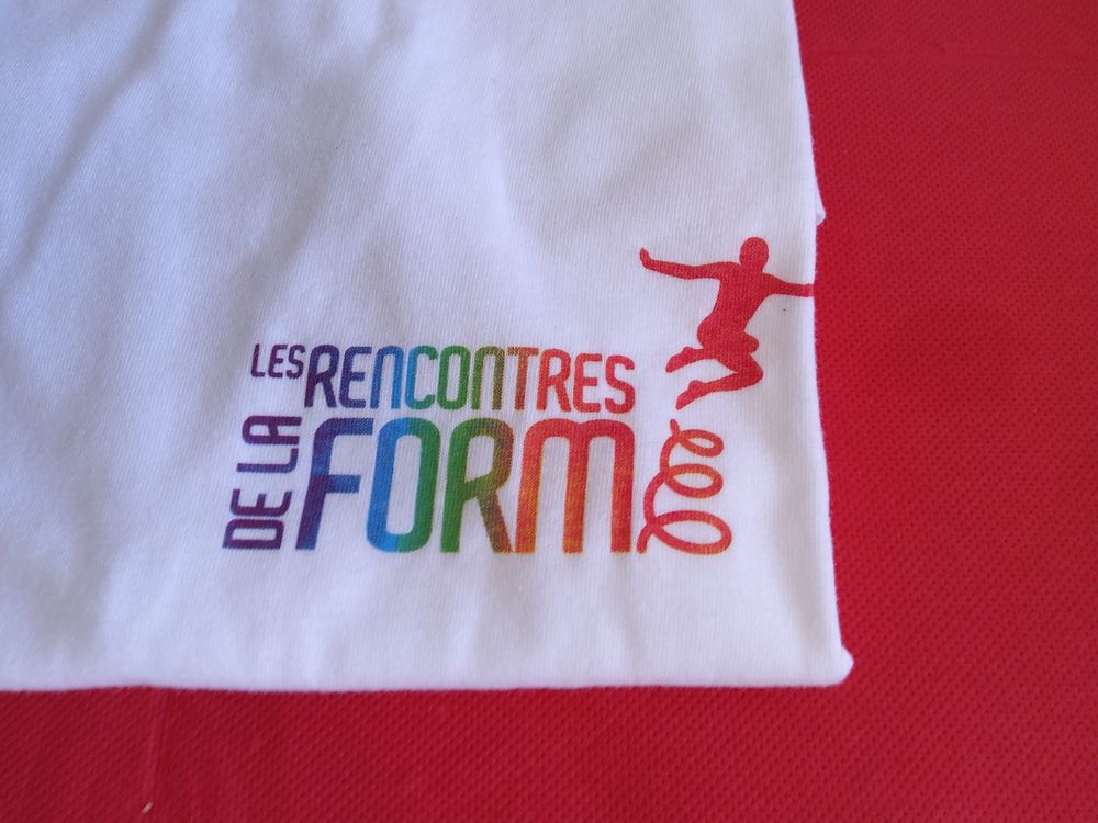 T-SHIRT AG2R Mondiale - M Vêtements