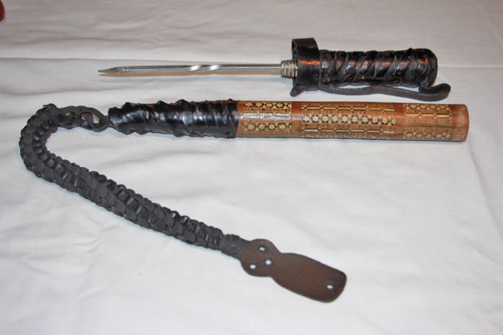 Croc &amp; Crochet B&acirc;ton de cornac
