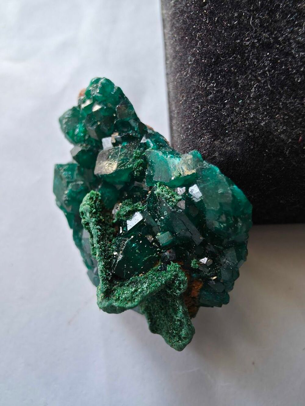V&eacute;ritable Dioptase Vert Emeraude-Sp&eacute;cimen Rare 
