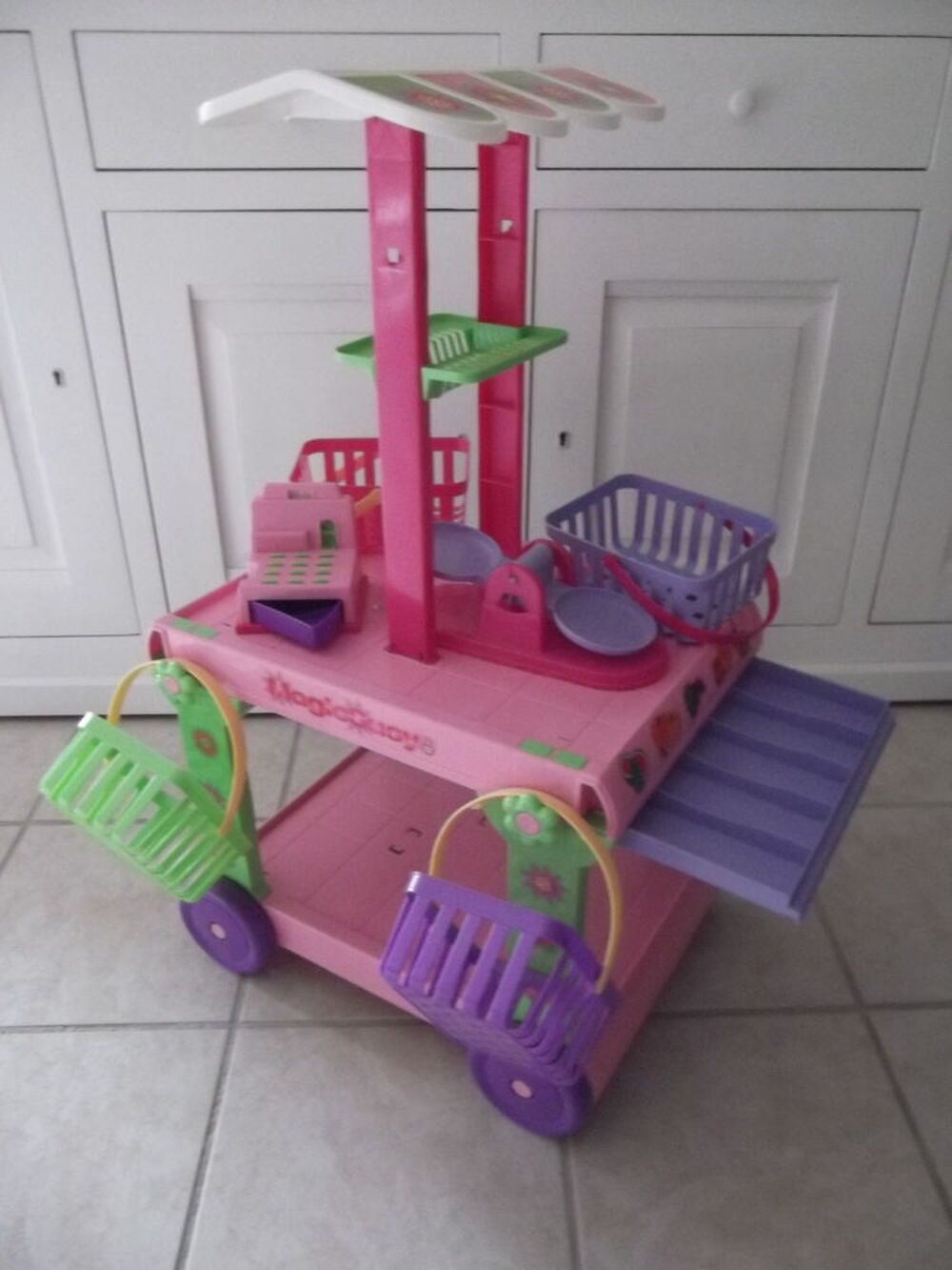 Marchande MagicSuzy Jeux / jouets