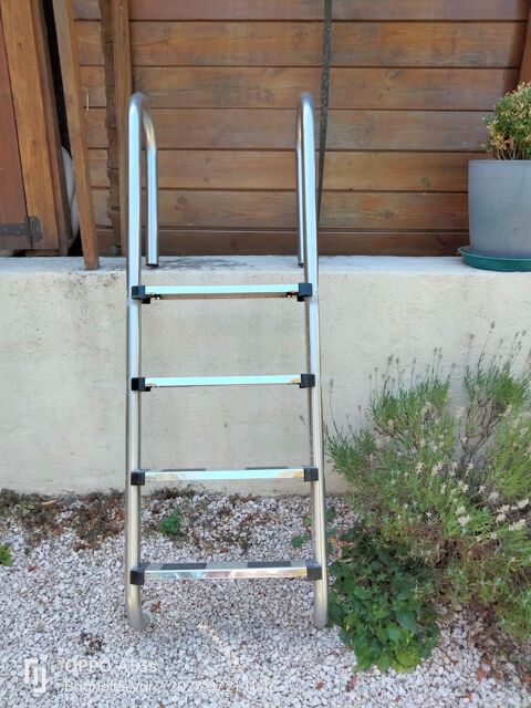 �chelle de piscine 60 Brignoles (83)