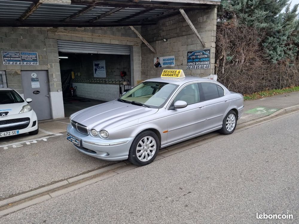 X-Type 2.5i V6 Classique 2003 occasion 26100 Romans-sur-Is&egrave;re