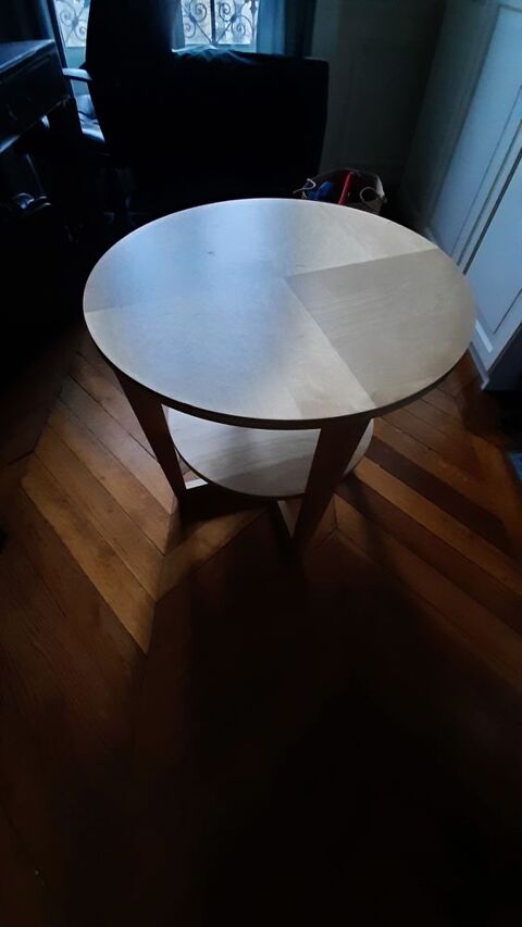 petite table ronde en bois clair 55 Paris 10 (75)