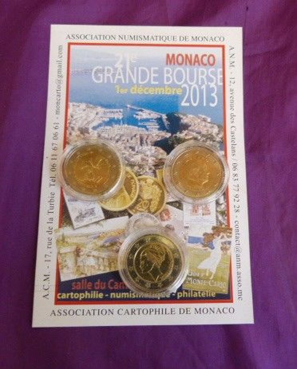 livre : les Grimaldi &agrave; travers leur monnaies+ 3 pi&egrave;ces Monac Livres et BD
