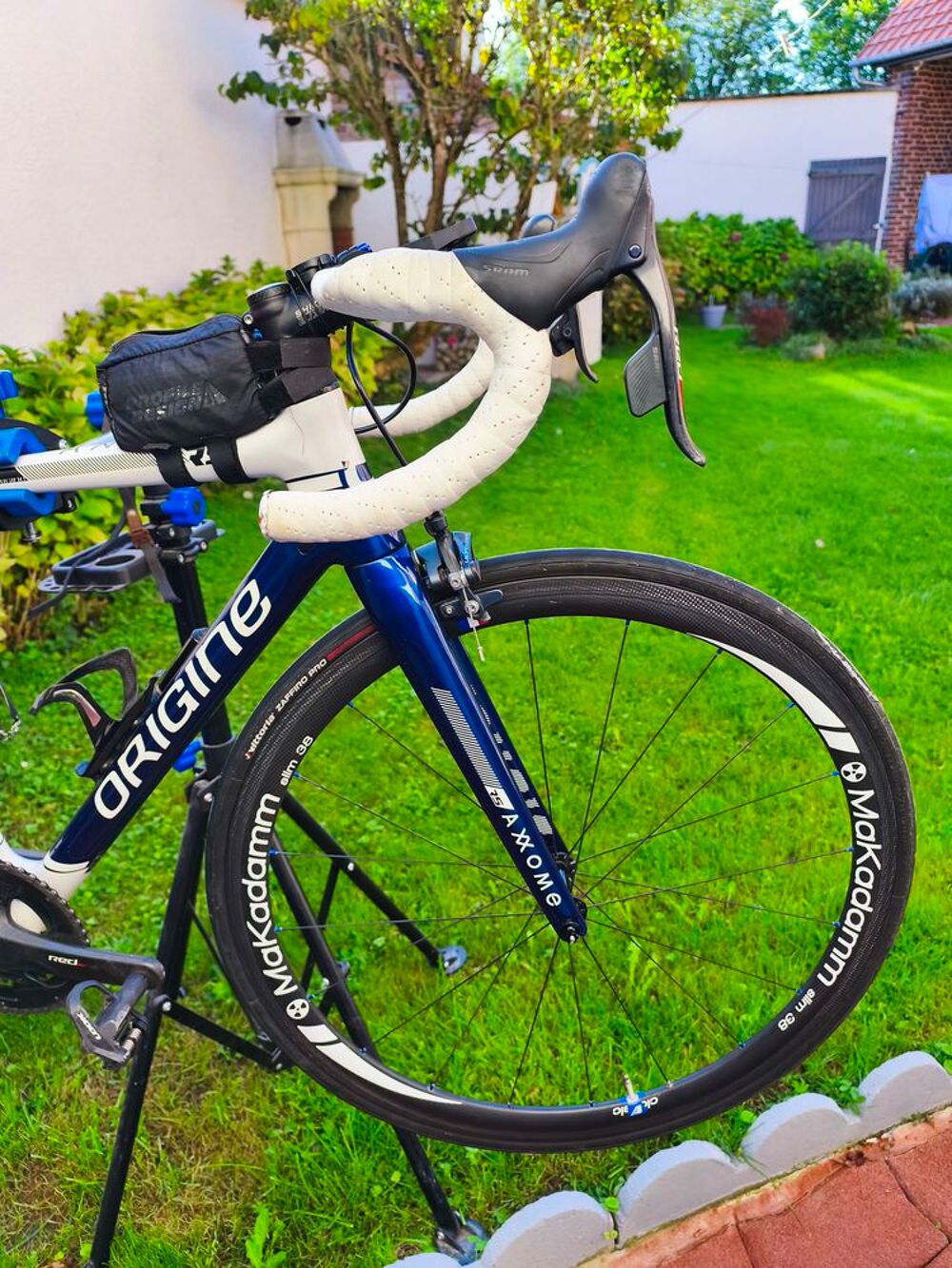 V&eacute;lo course origine axome RS et 350 Vélos
