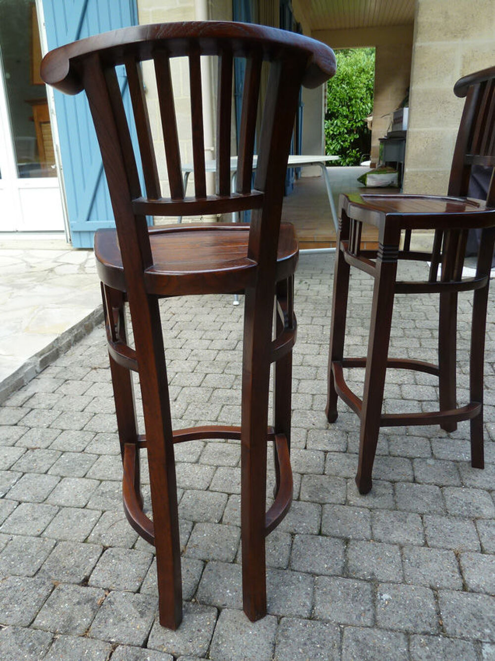 Lot de 2 tabourets de bar bois fonc&eacute; Meubles