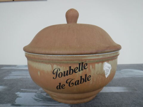 Poubelle de table 20 Villeneuve-le-Roi (94)