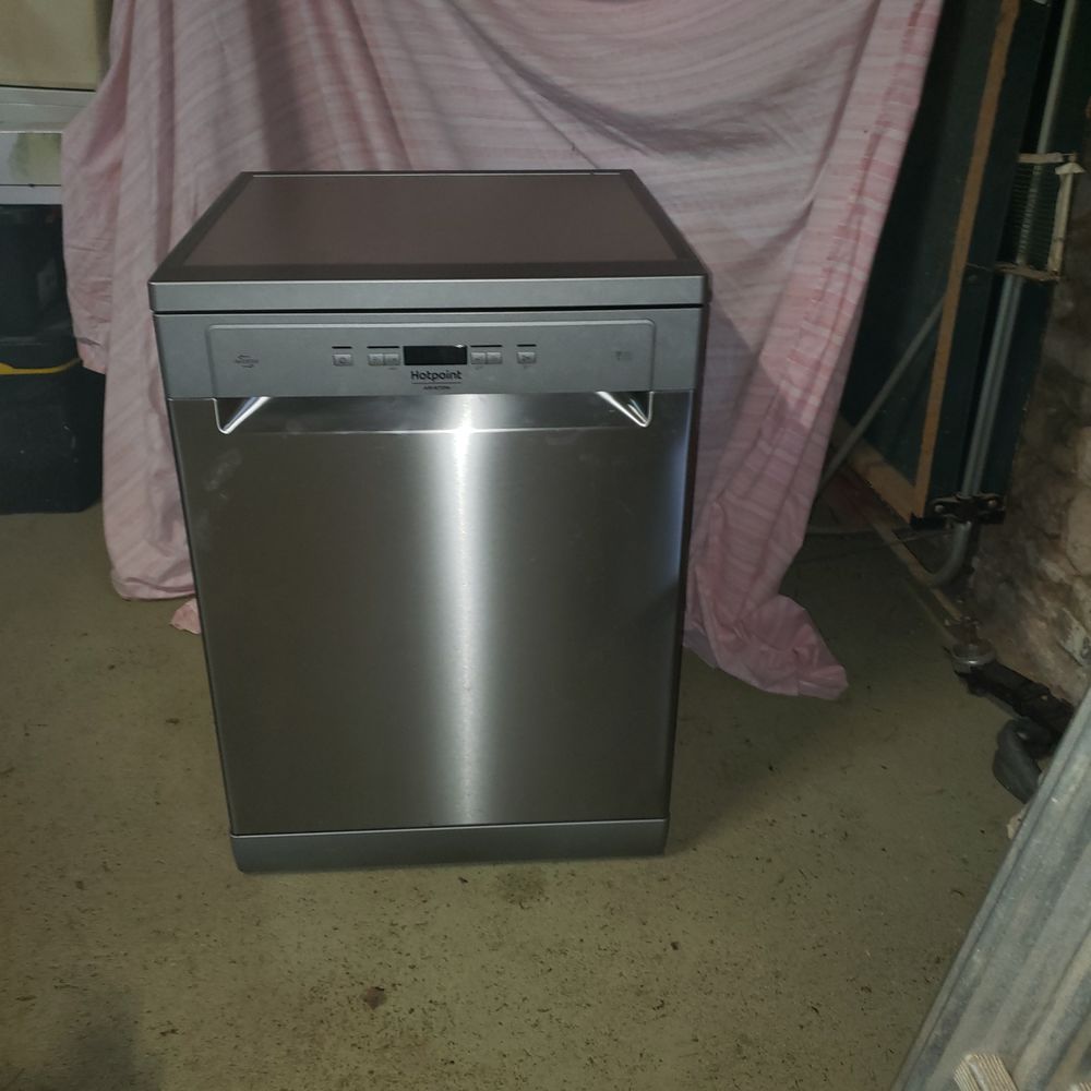 Lave vaisselle HOTPOINT achet&eacute; neuf avril 2024 Electroménager