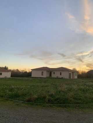  Terrain à vendre 810 m²