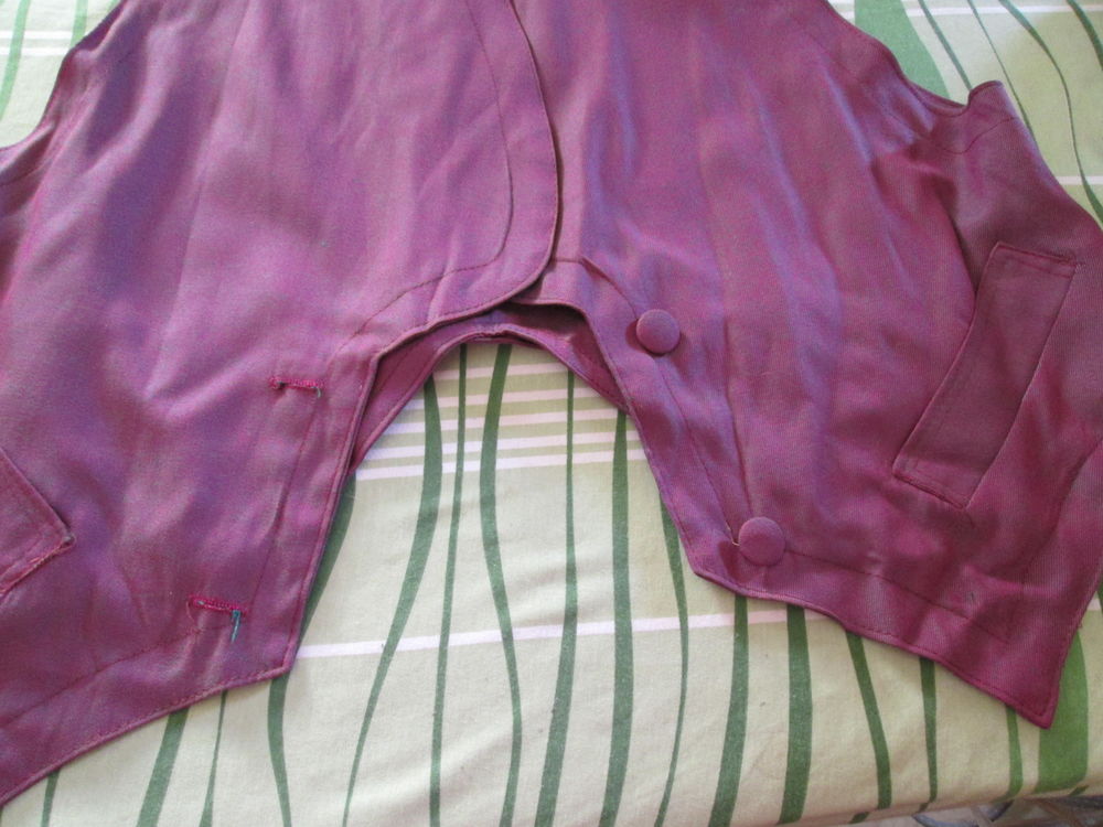 Gilet violine "Vintage"avec des reflets Vêtements