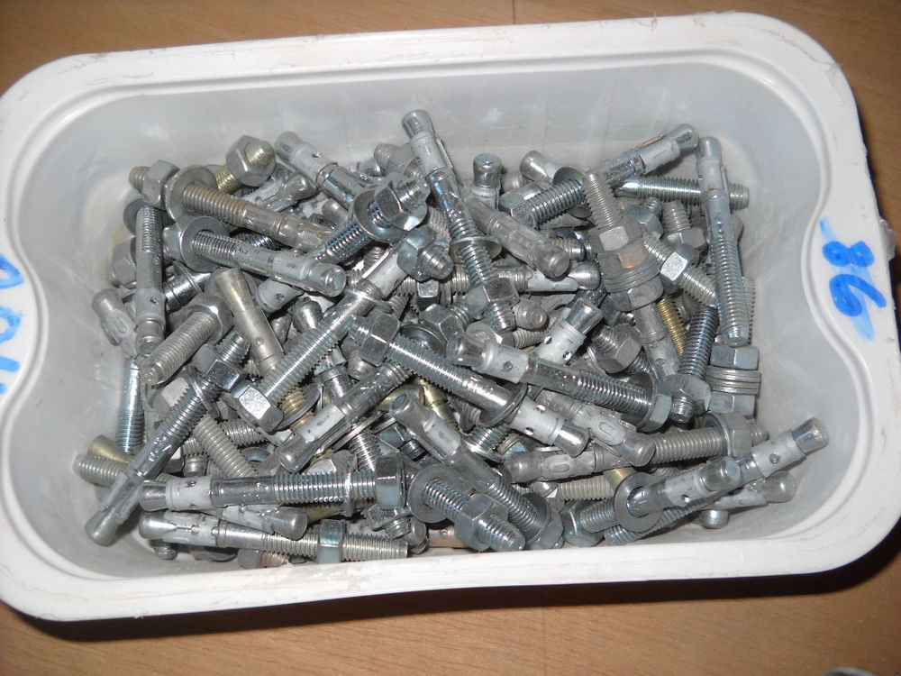 chevilles pour mat&eacute;riaux tr&egrave;s dur Bricolage