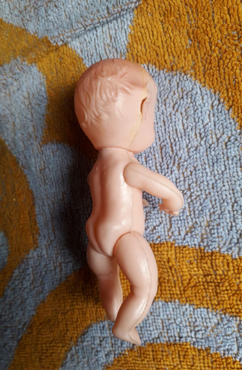 Ancien mini poupon baigneur ( Hong Kong ) 