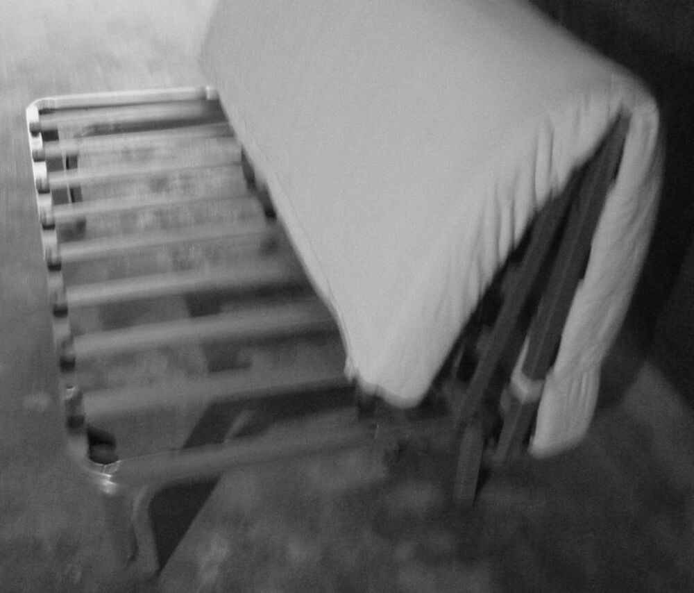 Banquette / lit en 140 TBE. Meubles