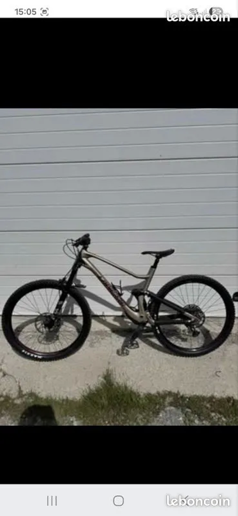 VTT Lapierre ZESTY en carbon 1800 Guillestre (05)