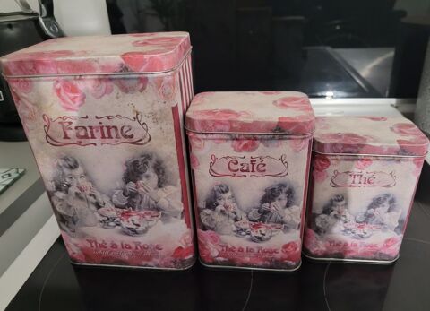 4.boites m�talliques d�coratives. 20 Saint-Nazaire (44)