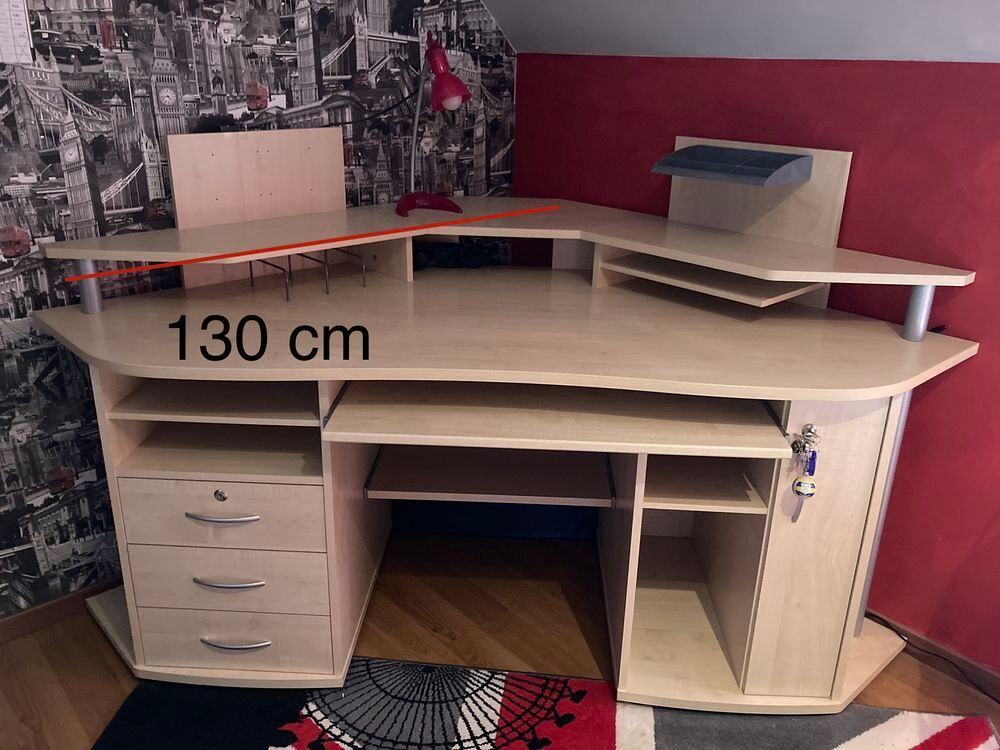 Grand bureau d'angle de marque IKEA Meubles