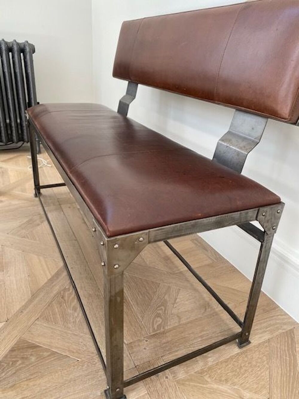ensemble table industrielle + chaises + banc Meubles