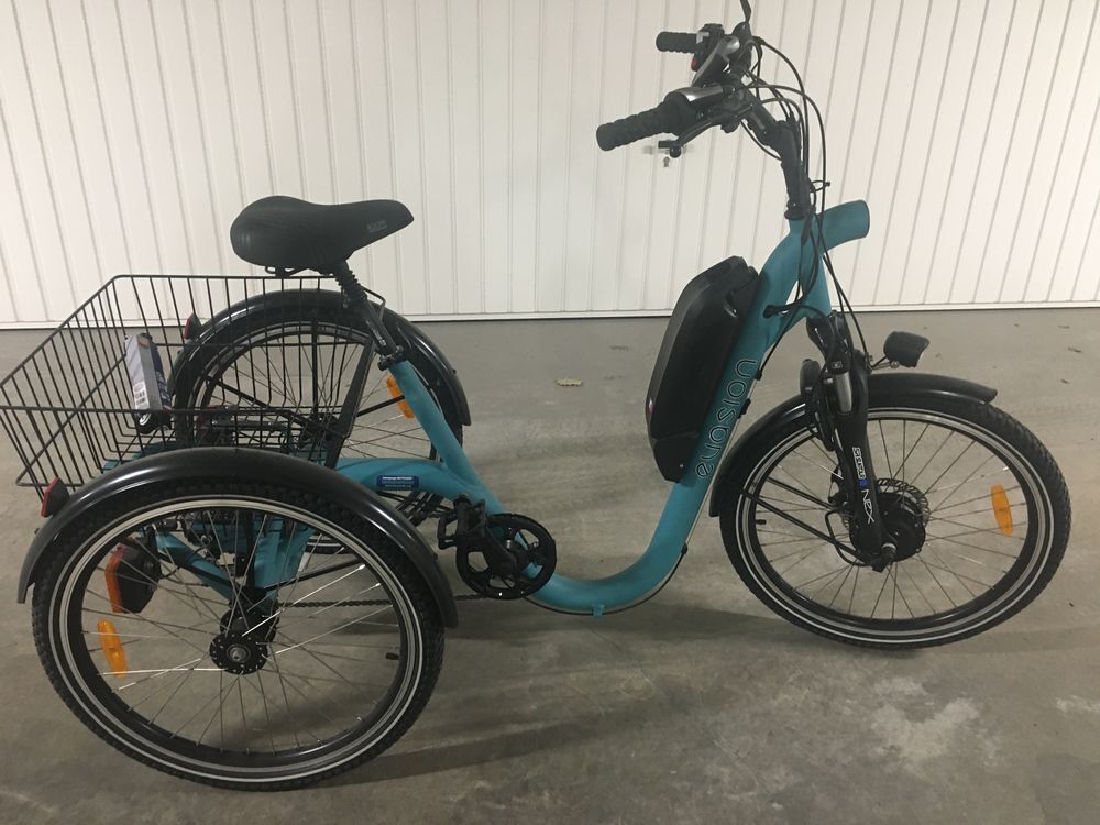 tricycle &eacute;lectrique Evasion Damius Vélos