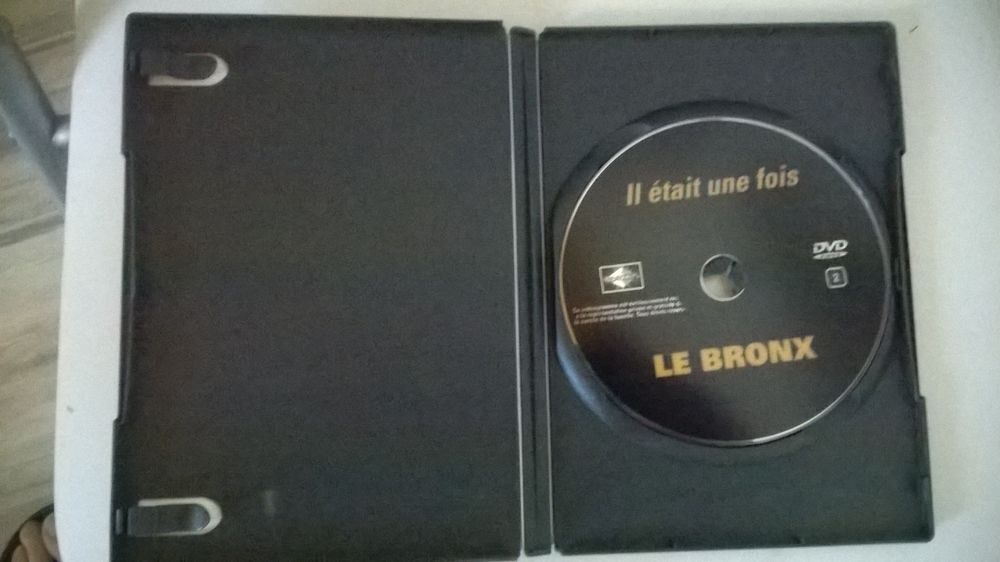 DVD Il &eacute;tait une fois le Bronx 
Robert de Niro
2008 DVD et blu-ray