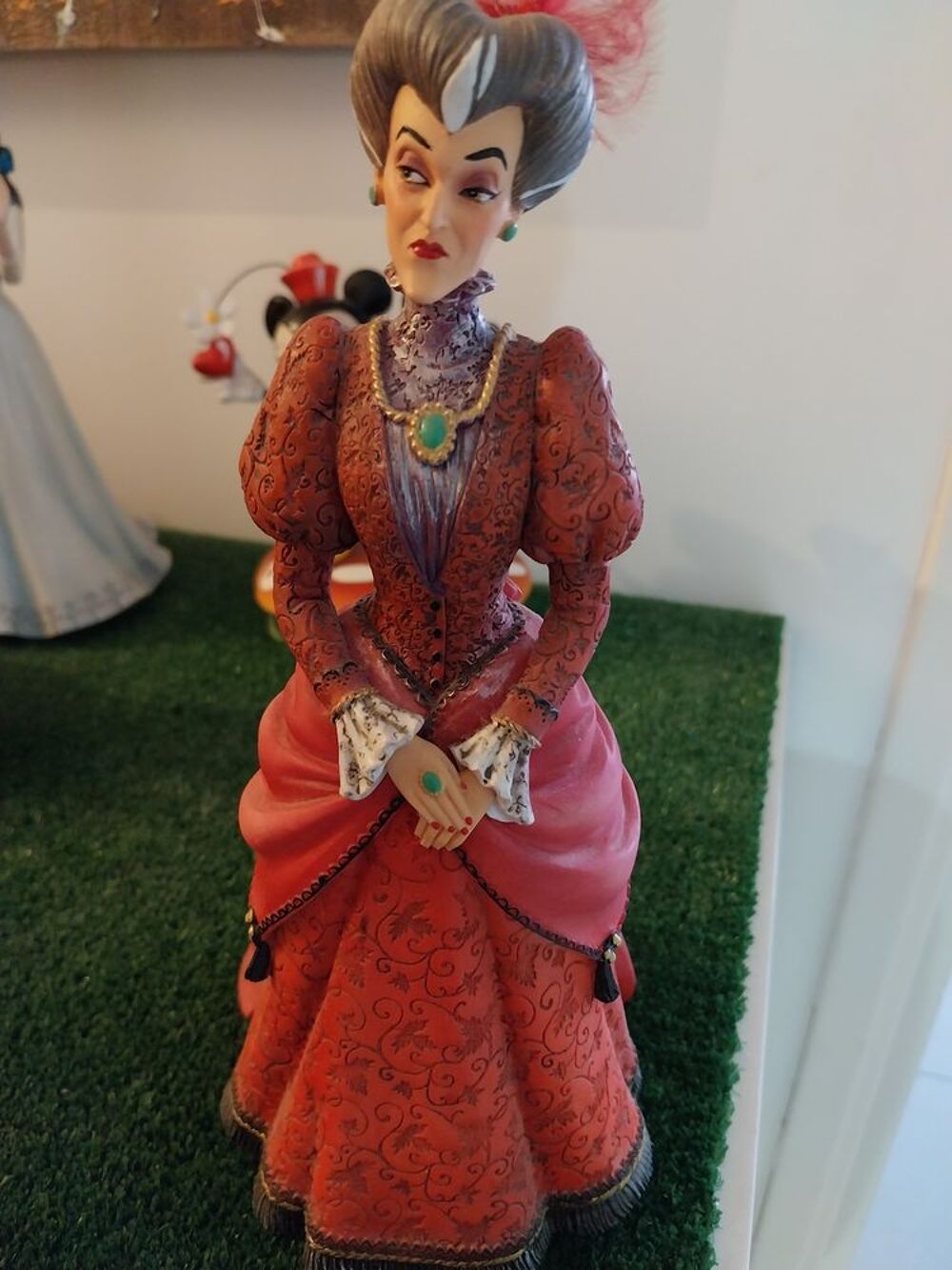 Magnifique lady traimene de cendrillon 