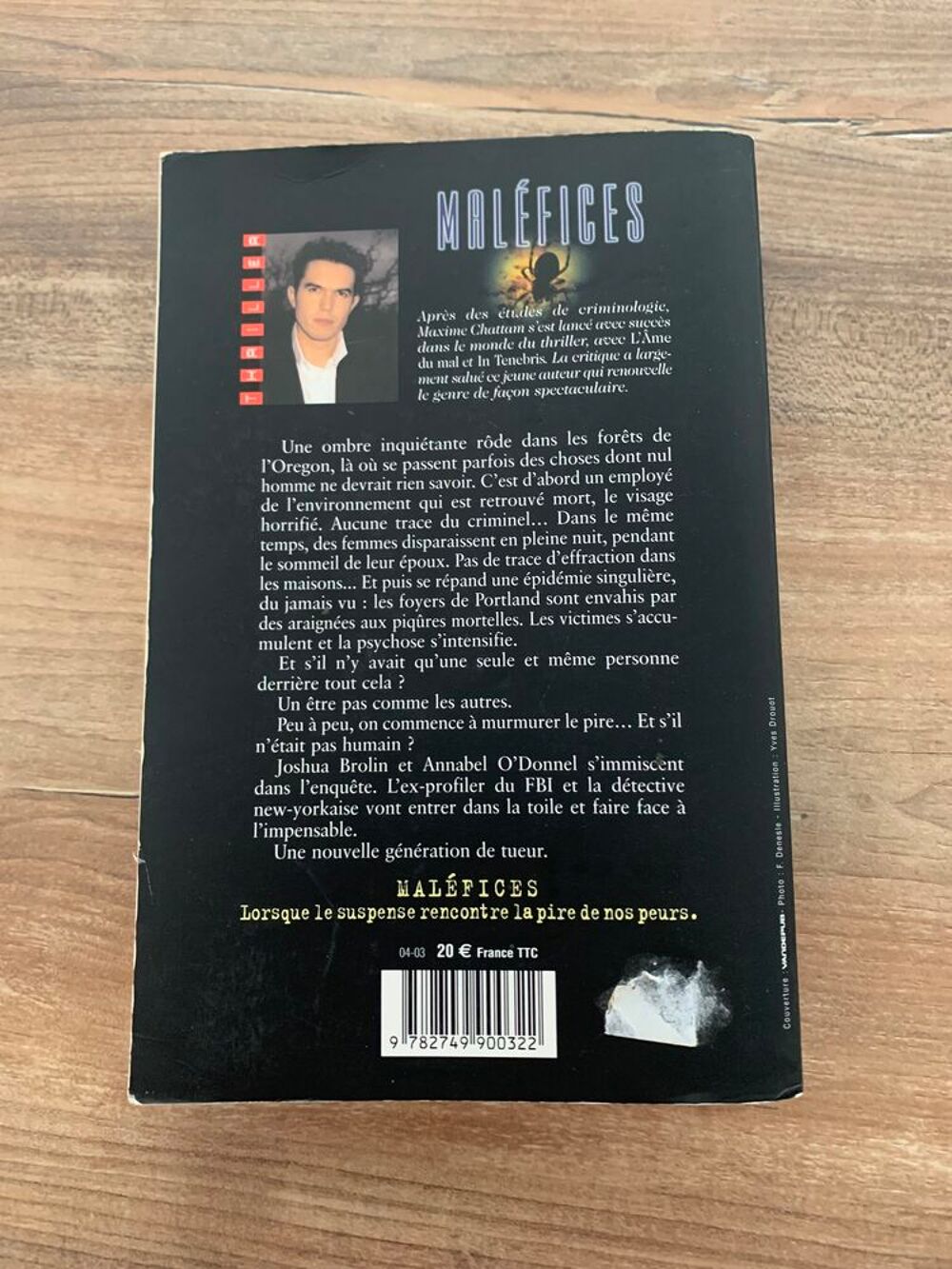 Livre Thriller " Mal&eacute;fices " - Maxime C Livres et BD