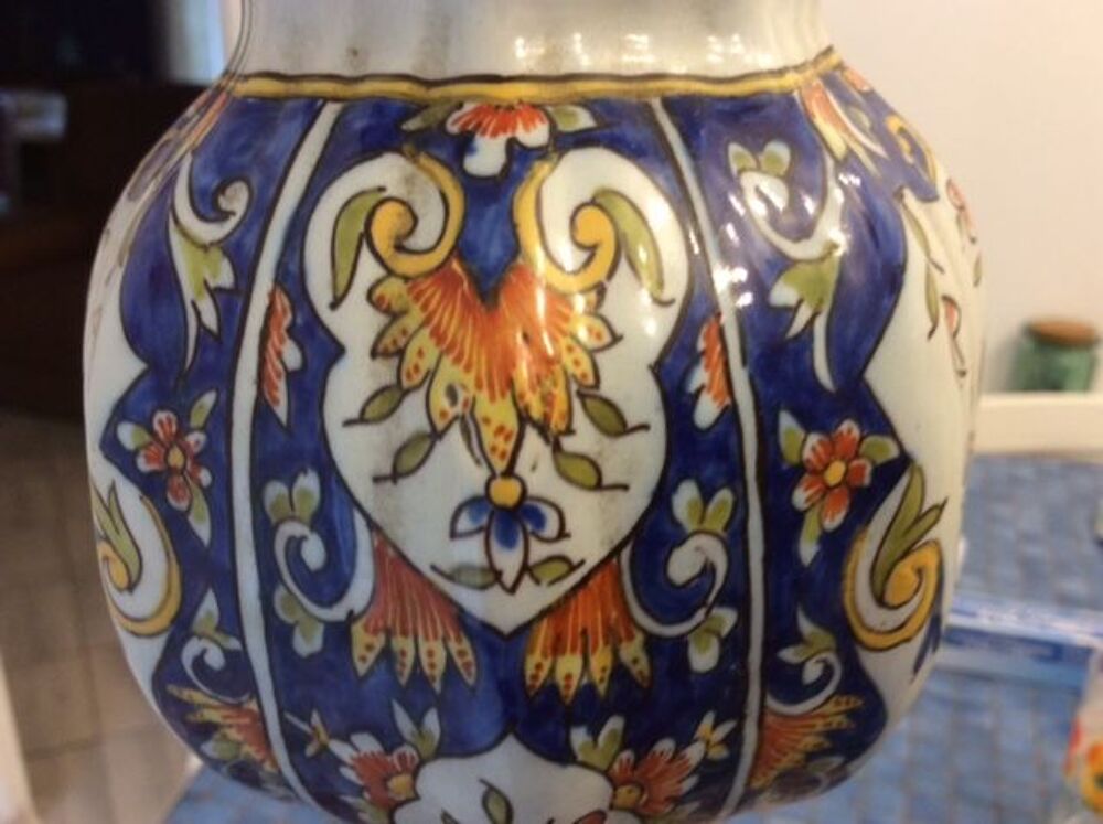 Grand vase en fa&iuml;ence de Desvres Décoration