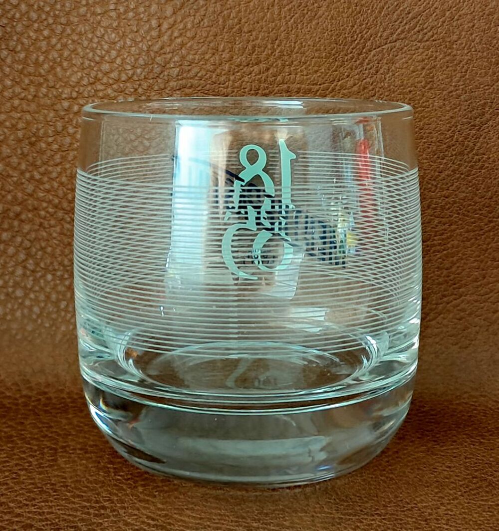 lot de 4 verres &agrave; fond epais menthe pastille depuis 1885 
Cuisine