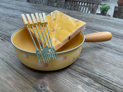 Set fondue savoyarde complet avec couverts 50 Cheval-Blanc (84)