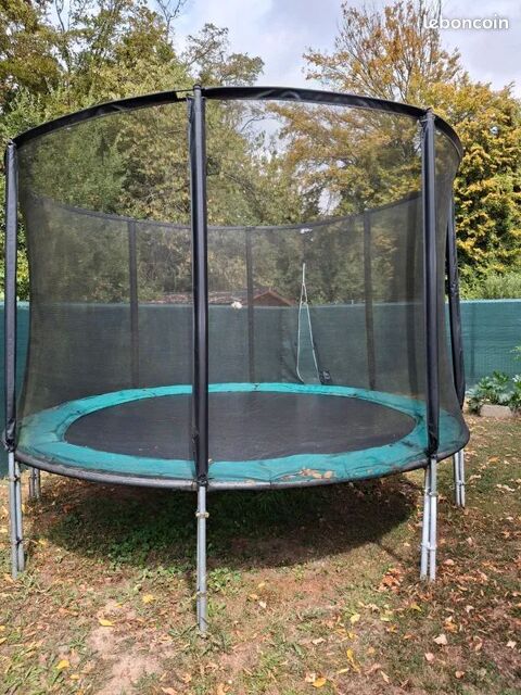 trampoline Pont-Sainte-Maxence (60)