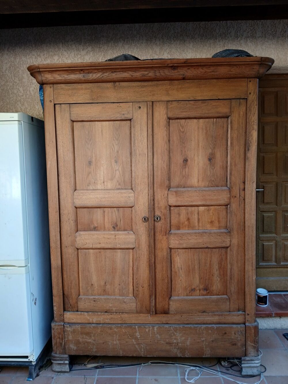 Armoire en bois &agrave; deux portes
Armoire ch&ecirc;ne H 223 P 53 L 156 Meubles