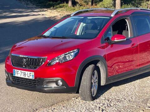 Peugeot 2008 Signature 82ch Puretech  2019  27 300 