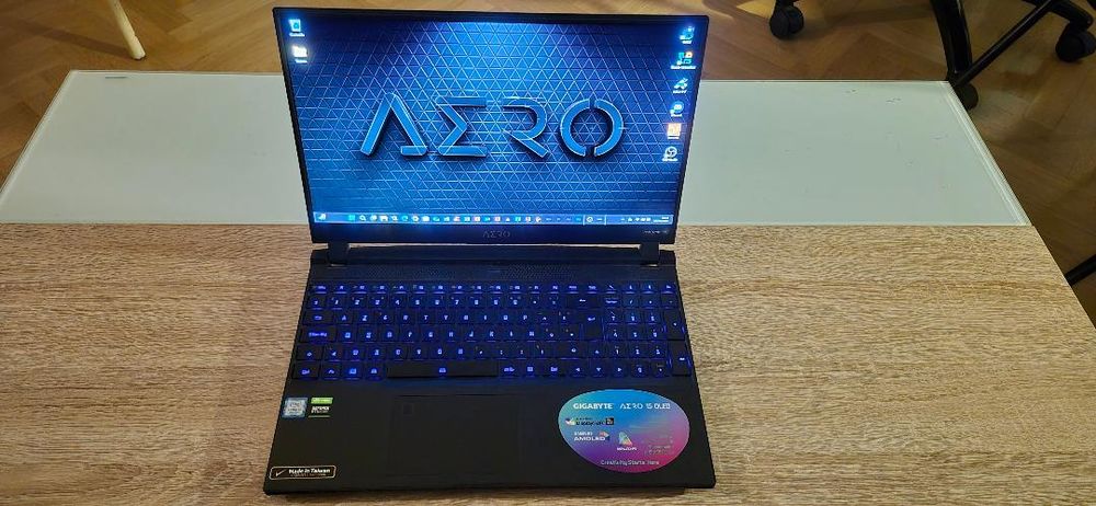 PC Portable Gamer Gigabyte Aero 15 Oled Matériel informatique