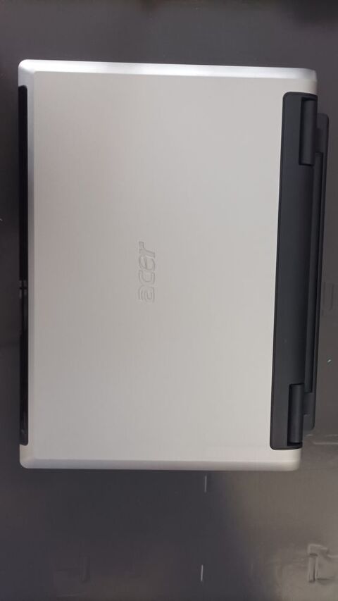 Acer Aspire 9920G, écran de 20.1 pouces  RARE 
200 Eu (76)