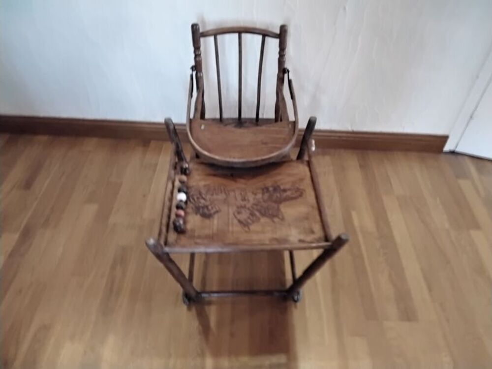 Chaise haute b&eacute;b&eacute; Mobilier enfants