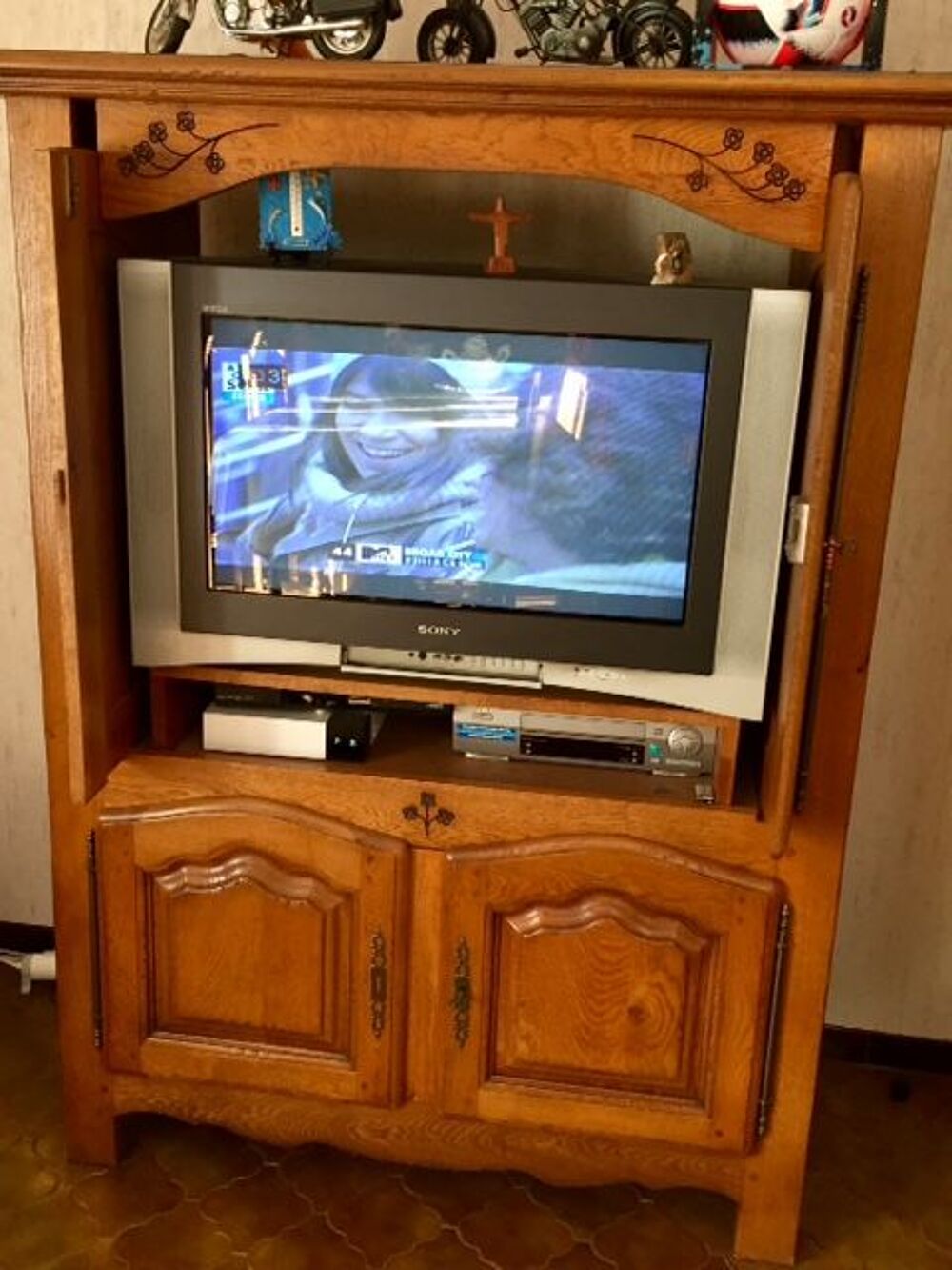 Meuble TV en ch&ecirc;ne Meubles