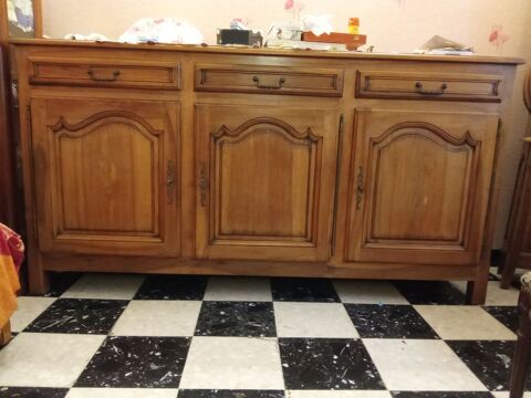 Buffet Clermont (60)