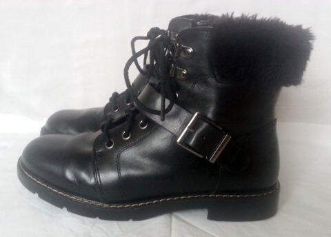 BOTTINES CUIR  Marks & Spencer pour FEMME pointure 38 NEUVES 50 Aubervilliers (93)