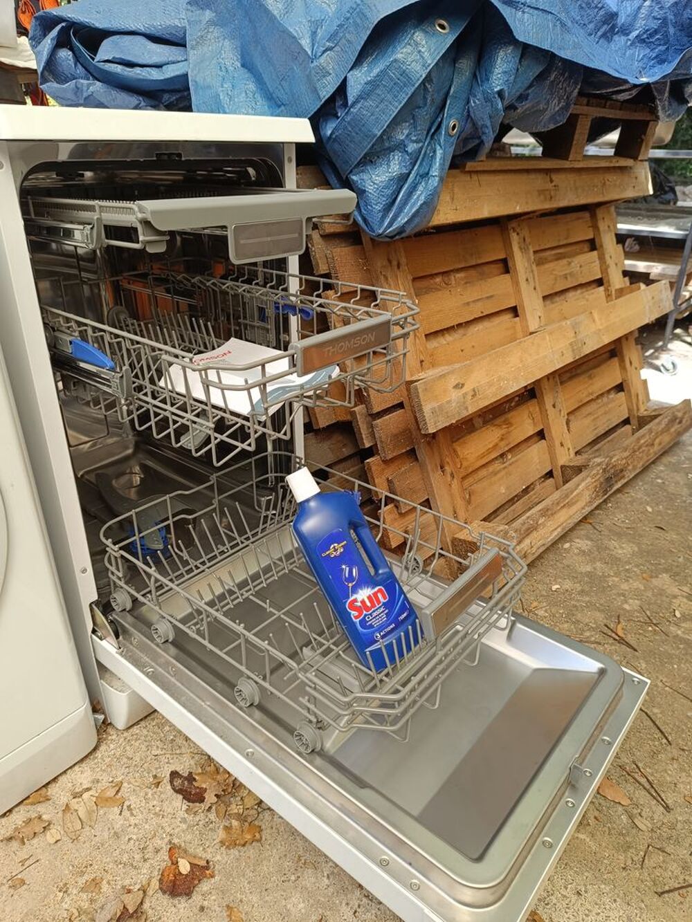 Lave Linge Indesit Push &amp; Go et Lave Vaisselle Thomson Electroménager