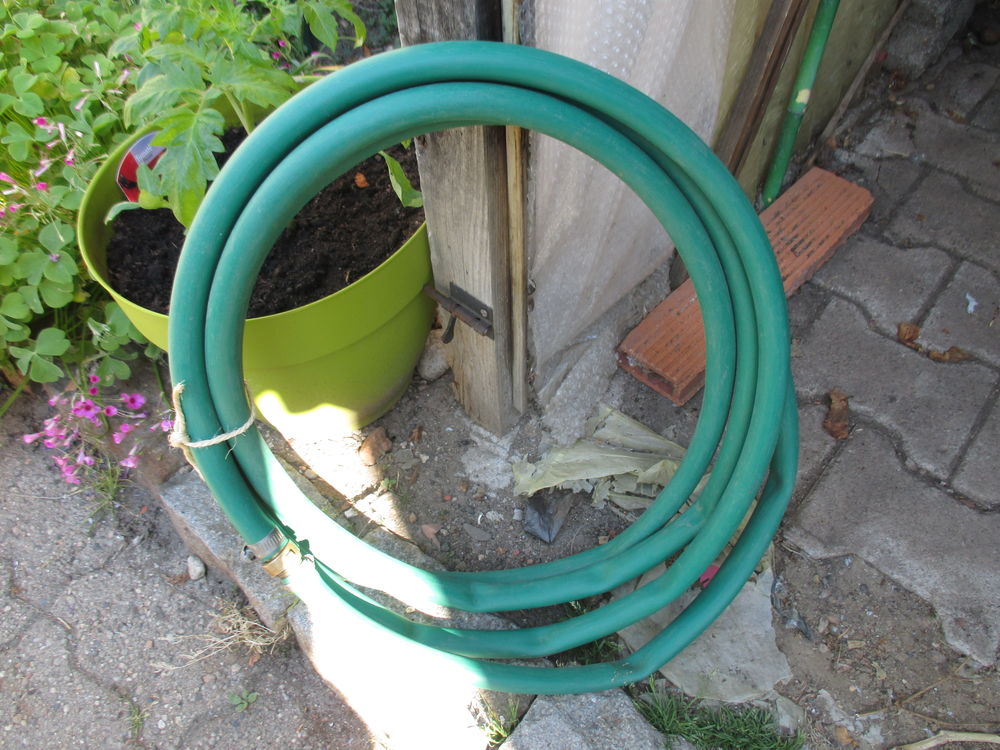 tuyau arrosage Jardin