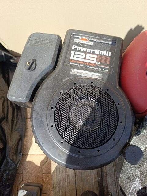 Moteur Briggs et Stratton, tout mod�le, prix 250� 250 Beaumont-sur-L�ze (31)