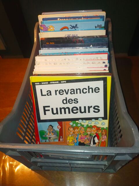 Des Bandes Dessin�es bon �tat (liste3)
3 Mirecourt (88)