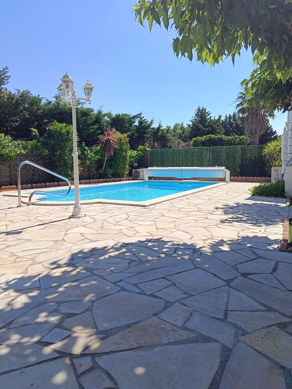 Vente Maison maison d'architecte 166 m² habitables, terrain de 557 m², piscine 4à-8, garage 30 m² Saleilles