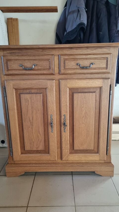 Petit meuble 210 Germond-Rouvre (79)