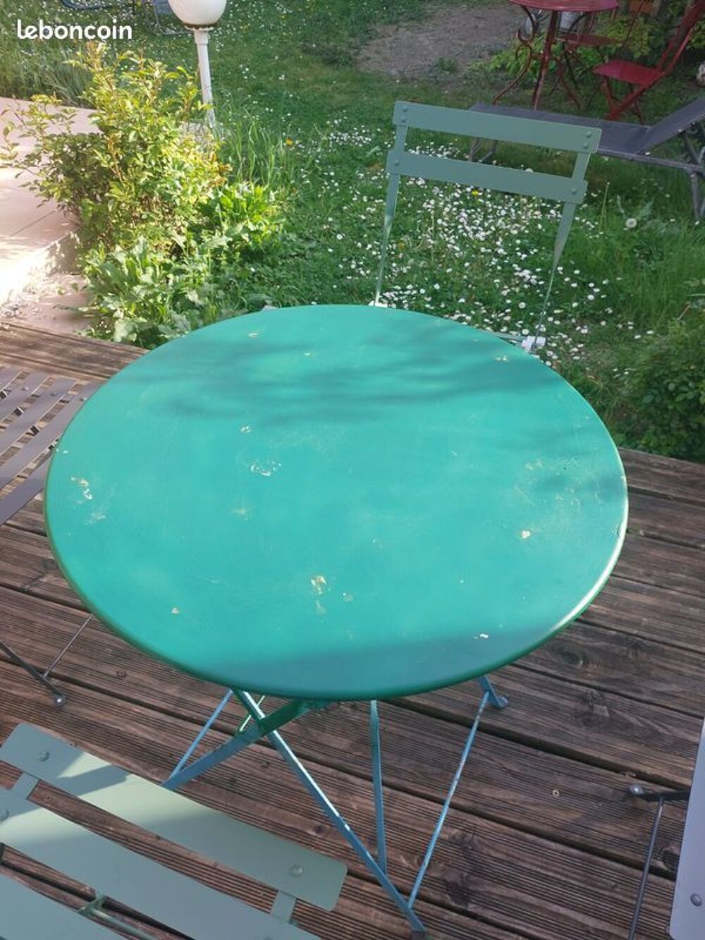 1 Table ronde et 4 chaises neuves de bistrot ou de jardin Jardin