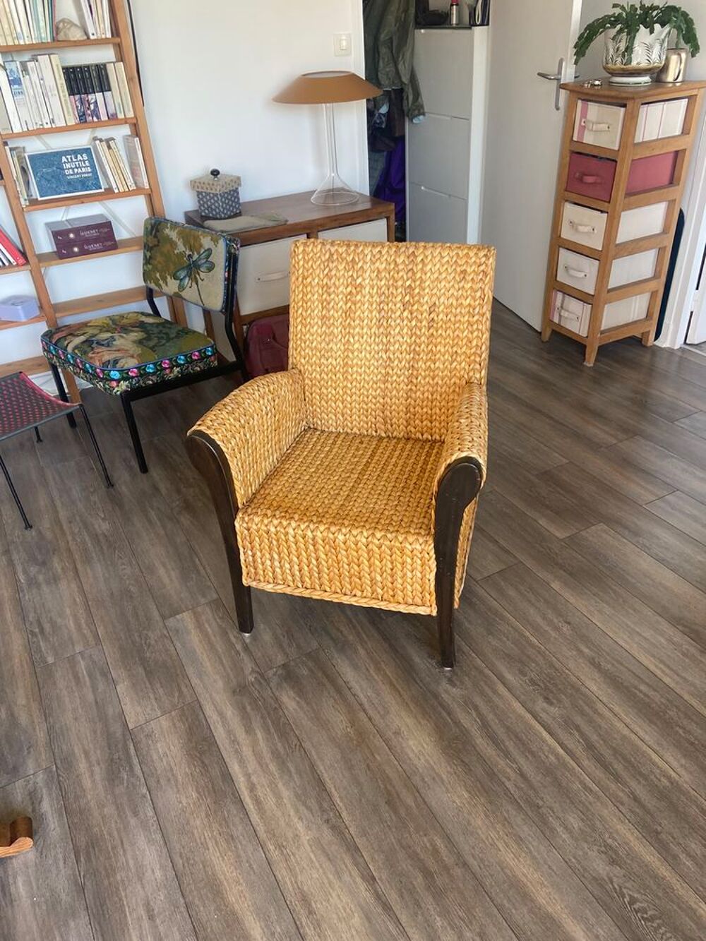 Joli fauteuil confortable Meubles
