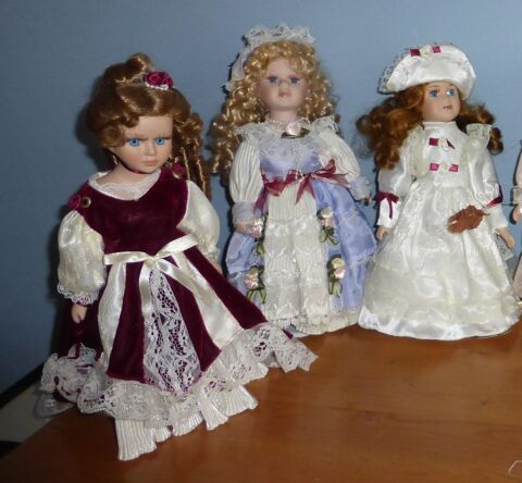 POUPEE DE COLLECTION ou � OFFRIR . neuve 8 Doussard (74)