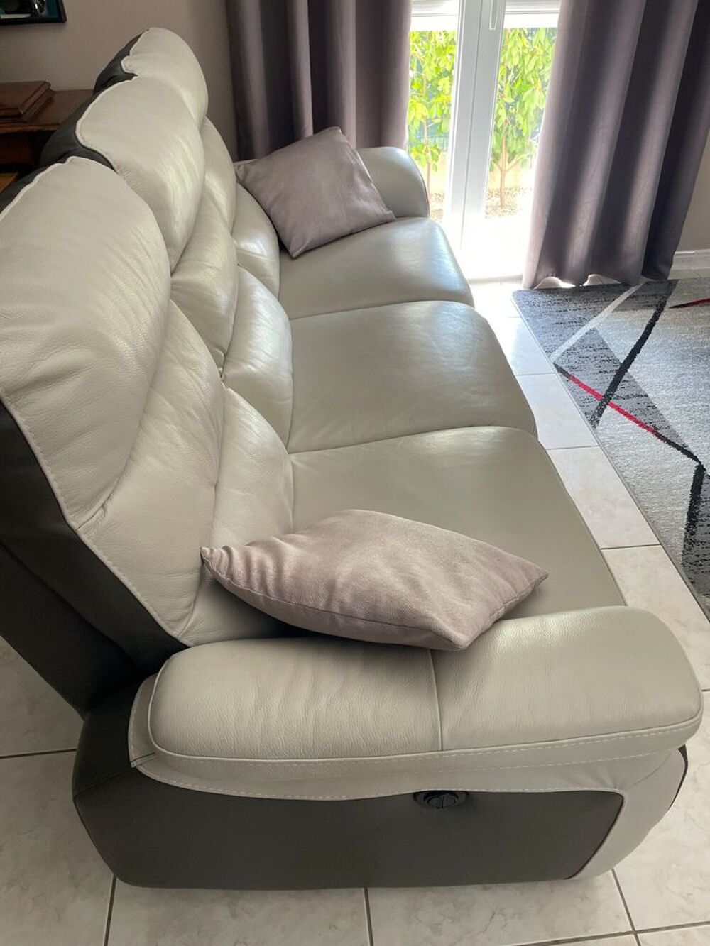 Fauteuil en cuir 3 places relaxant &eacute;lectrique Meubles