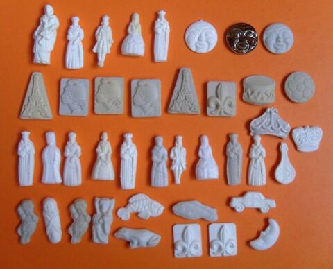 Lot de 40 Fèves en Céramique et plastique Blanche 20 Villejuif (94)