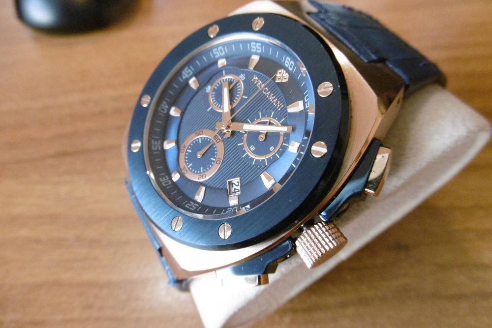 Montre Yves Camani NEUVE jamais port&eacute;e Bijoux et montres