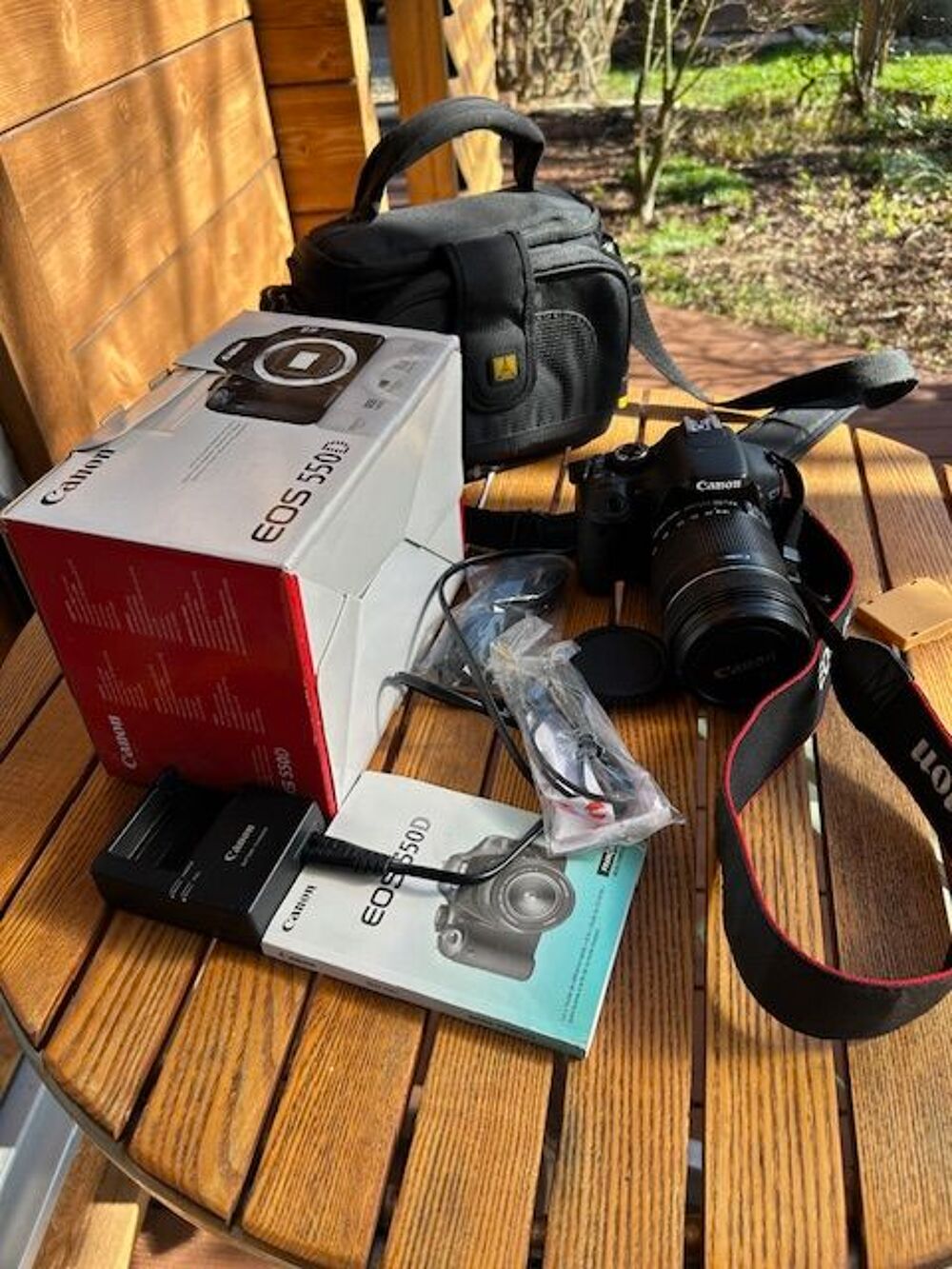 Canon 550d avec objectif 18/105 Photos/Video/TV